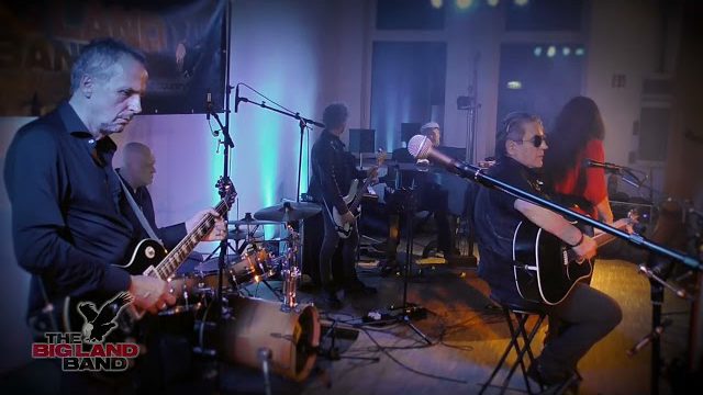 Big Land Band: "Riders On The Storm"